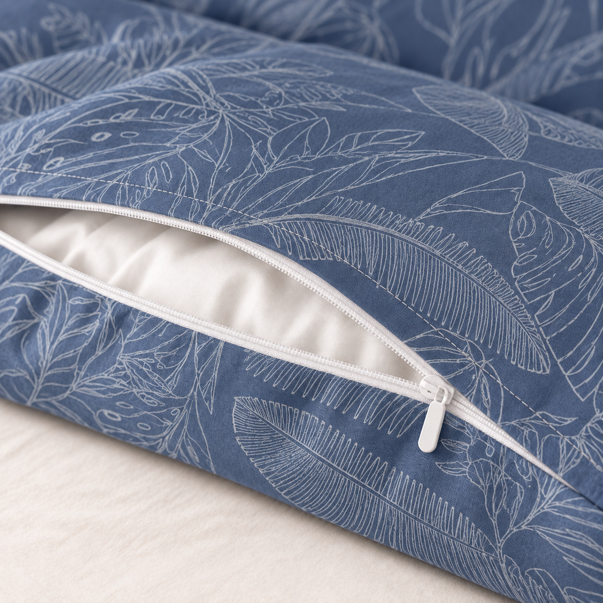 COLCHA HOME Dusky Leaves BOTANICA Collection Duvet Cover