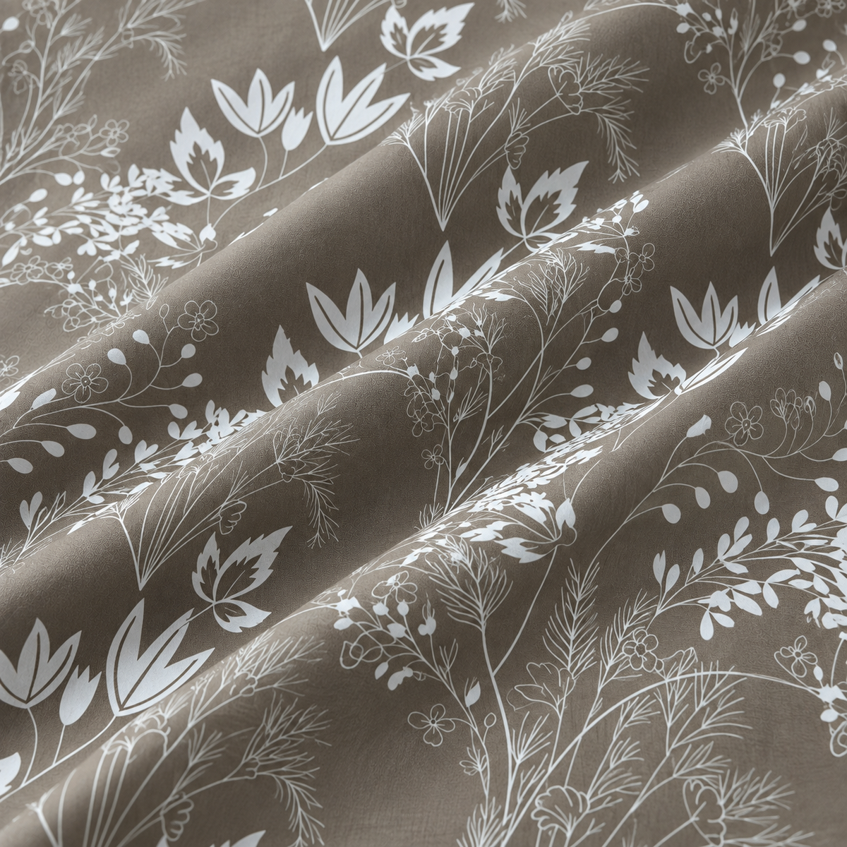 COLCHA HOME Mocha Meadow BOTANICA Collection Bedsheet