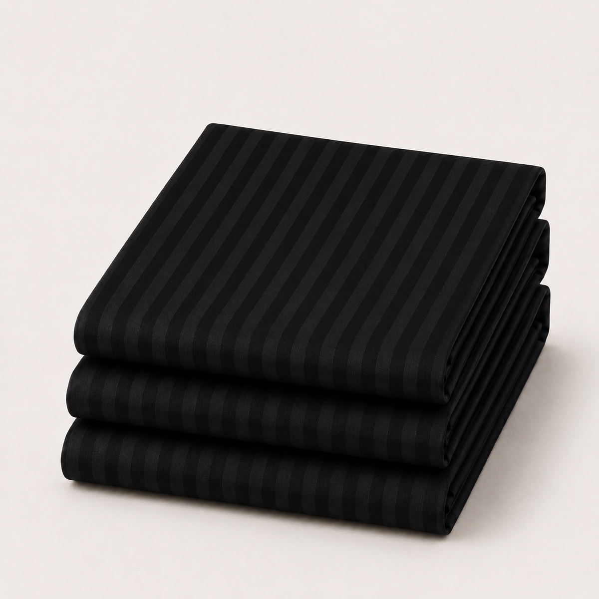 COLCHA HOME Noir Timeless Stripes bedsheet
